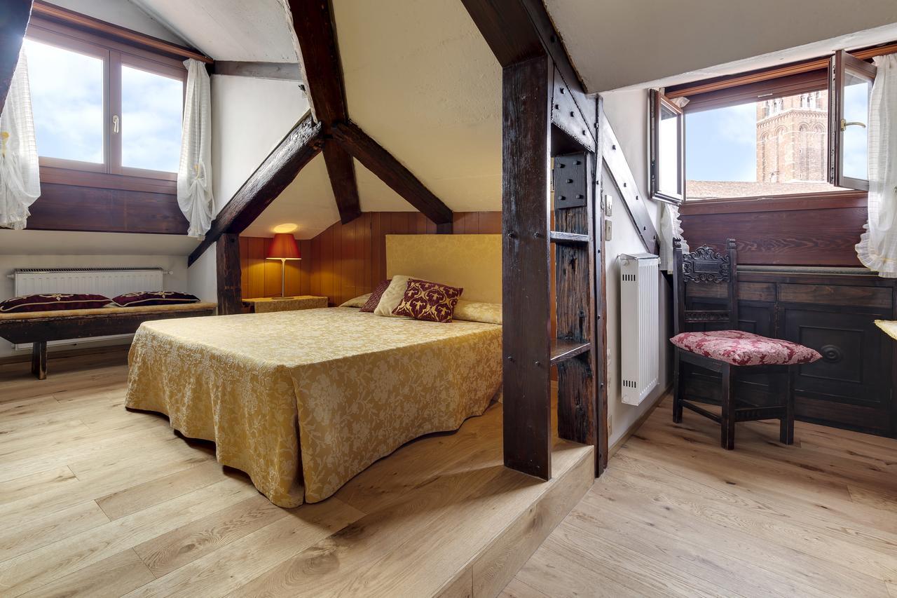 Apartmán Ca' Badoer Attic Benátky Exteriér fotografie